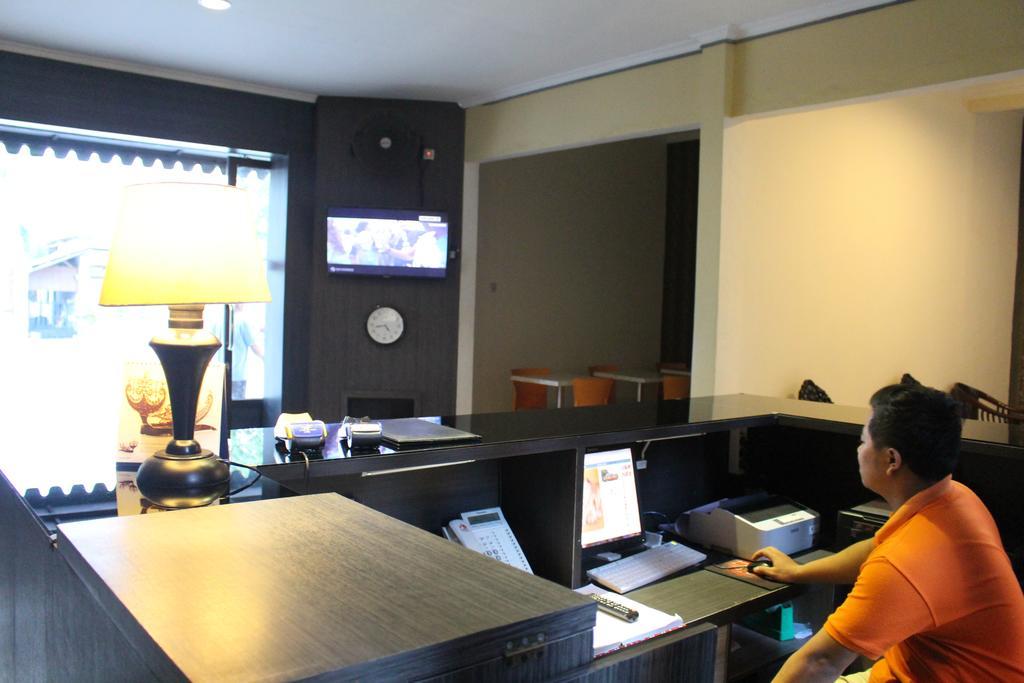 Penginapan Asiera Banyuwangi  Exterior photo